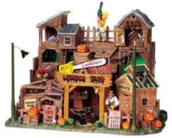 Lemax 95802 - Chainsaw's Lumber Yard With 4.5V Adaptor - Spooky Town Halloween Village Houses & Buildings