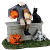 Lemax 32195 - Lost His Head - Spooky Town Figurines